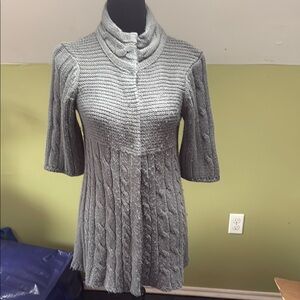 Women's Gray Cable Knit Sweater